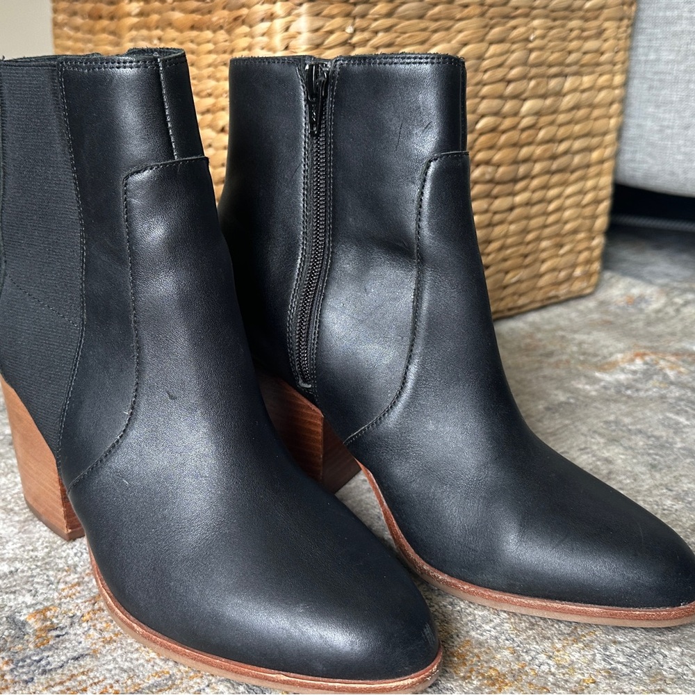 Soludos Black Emma Bootie